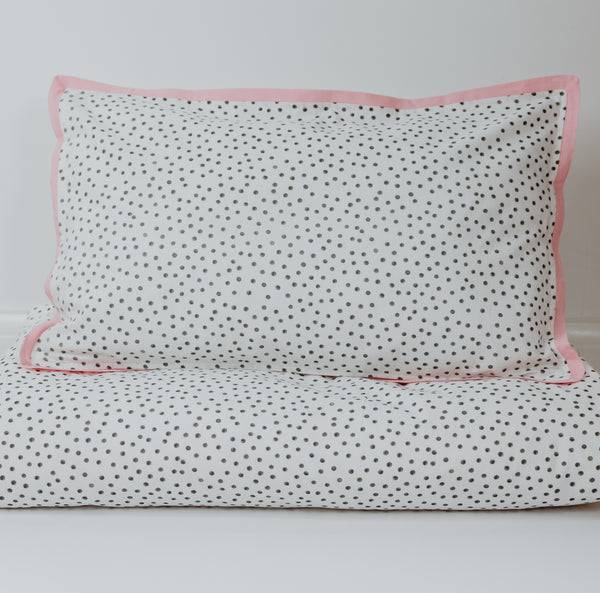 Black & White Spot Duvet Cover & Pillowcase Set - Cot Bed / Single