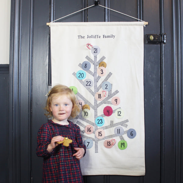 Personalised Hanging Family Tree Advent Calendar (6609322475600)