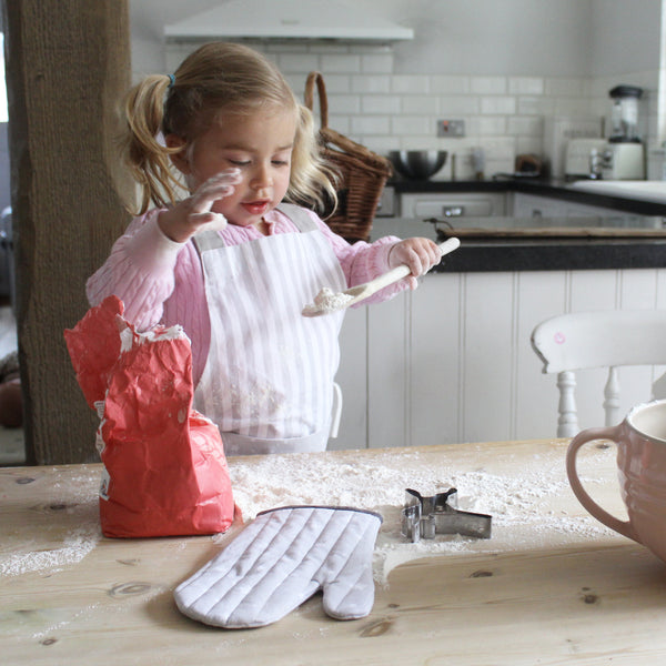 Personalised Grey Stripe & Star Child Apron & Glove Set (6548291518544)