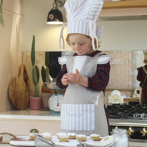 Personalised Grey Deer Child Apron & Hat Set (6609333289040)